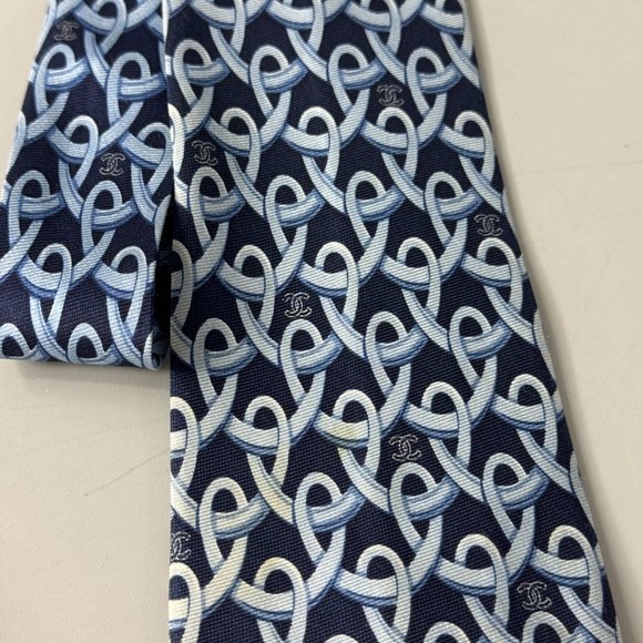 Authentic Chanel CC Logo 100% Silk Necktie, Blue - Picture 5 of 12